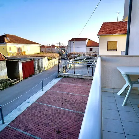 Betanija * Trogir