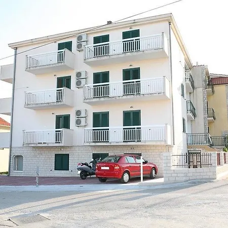 Apartment Betanija *